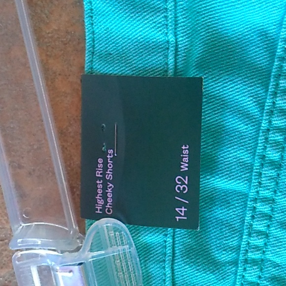 NWT Wild Fable Highest Rise Jean Shorts Size 14 - Picture 4 of 5